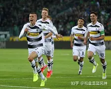 爱游戏官网-门兴格拉德巴赫迎欧篮联关键赛，今夜再遭质疑，气氛紧张，年轻球员得到机会的简单介绍