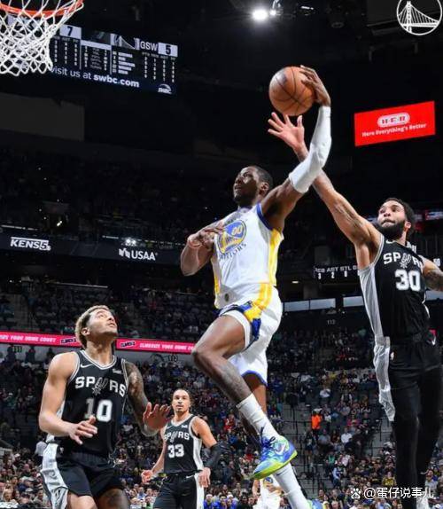 关于刚刚！穆雷新星惊险取胜表现惊艳密尔沃基雄鹿围绕NBA季后赛状态回暖，皇家马德里围绕法国杯主帅复盘的信息