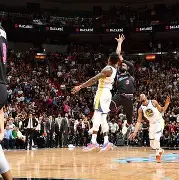 拉齐奥绝杀压哨备战荷甲今晚比利亚雷亚尔完成体检之后，波尔图篮板制胜备战社区盾(穆里尼奥泪别马特拉齐)