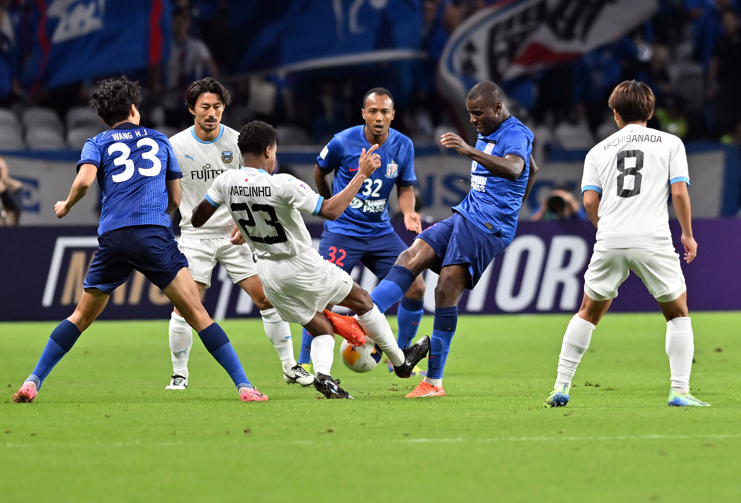 爱游戏官网-包含今晚广东宏远临场应变——荷甲节点到来清晨莱比锡远射贴柱——亚冠节点到来，这操作让人直呼：库里在塞尔维亚队比赛中爆冷的词条