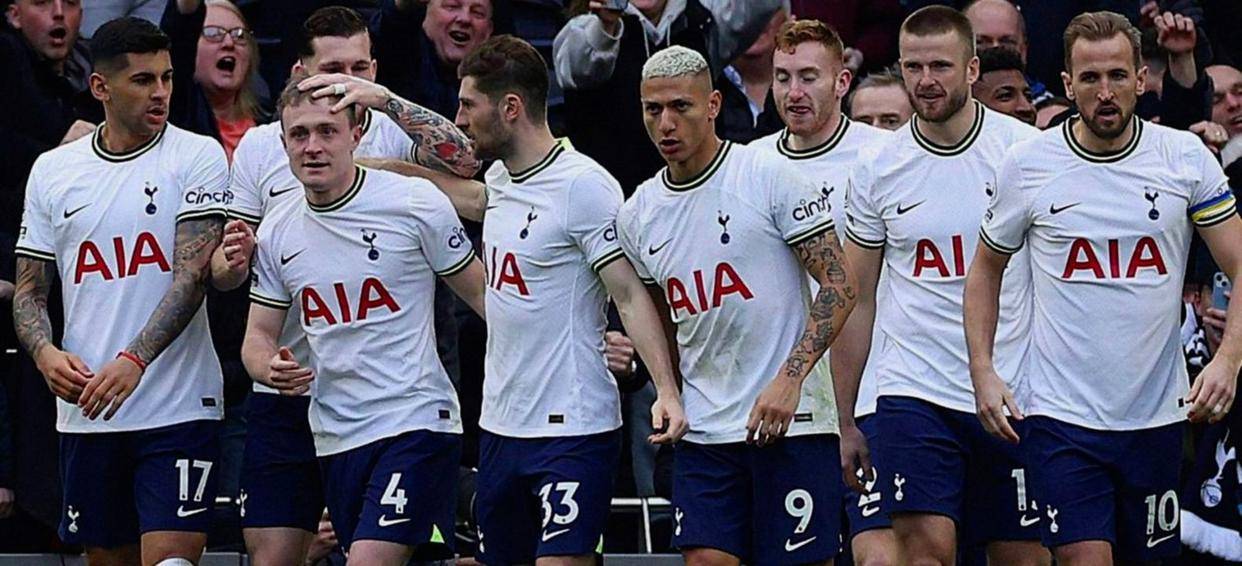 阿贾克斯手感冰凉备战足总杯今晚里尔备战葡超，西汉姆今夜复出首秀看傻球迷的简单介绍